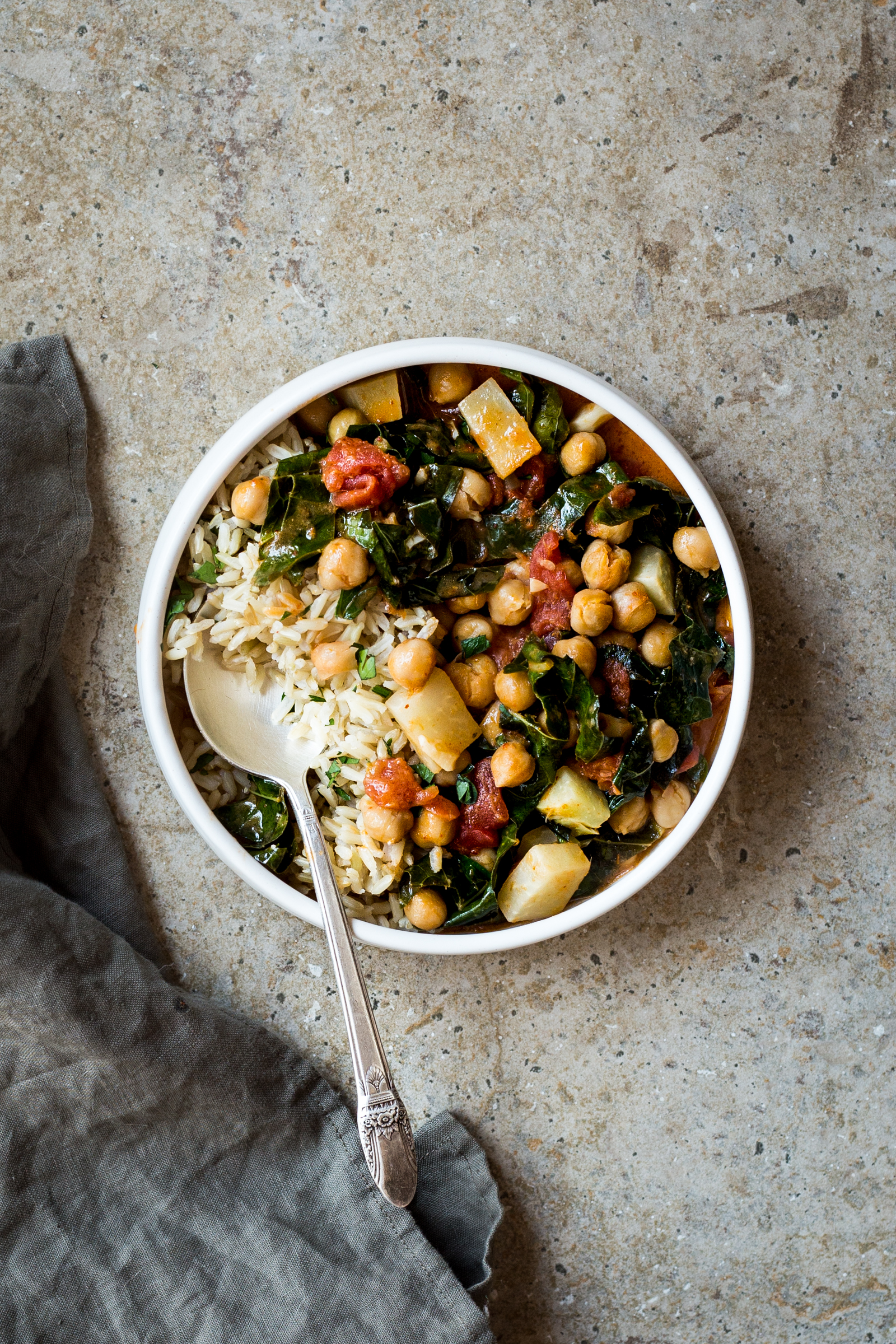 Kohlrabi &amp; Chickpea Curry - Dishing Up the Dirt